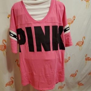 Pink tee